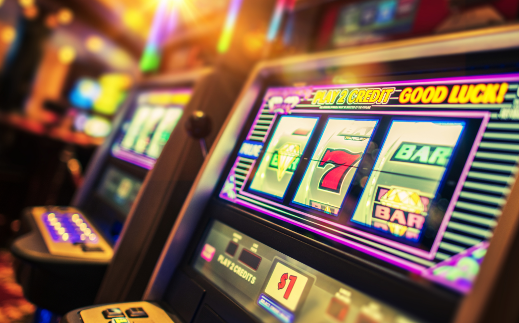 Apakah Lebih Beruntung Menghentikan Reel Secara Manual Di Mesin Slot?